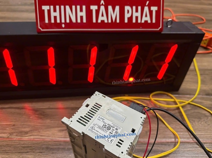 hiển thị với led Modbus RTU